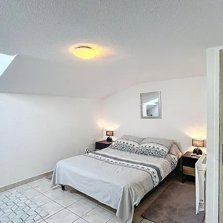 Duplex Spacieux Avec Piscine Appartement