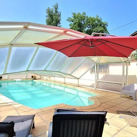 Duplex Spacieux Avec Piscine *